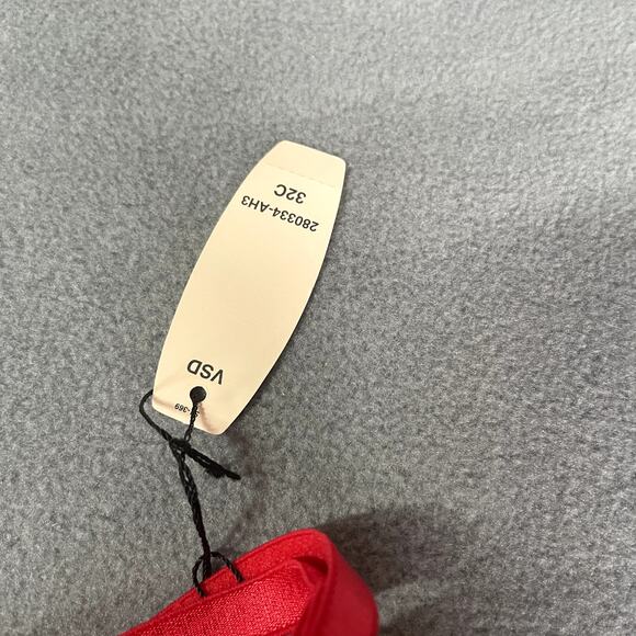 Victoria's Secret Bra 32C Red Miraculous Plunge Padded 2 Cup Push Up Bombshell - Picture 5 of 9